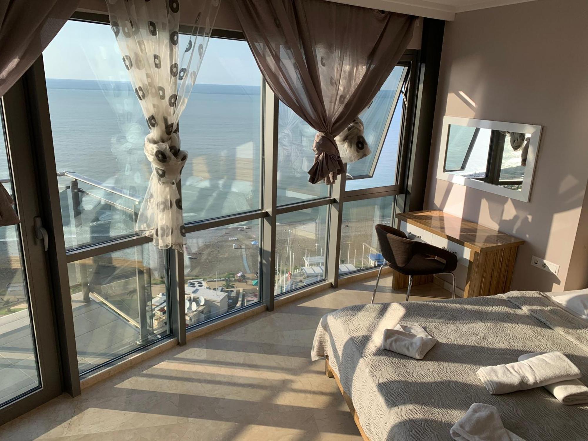 Orbi Sea Towers Batumi Resort Εξωτερικό φωτογραφία