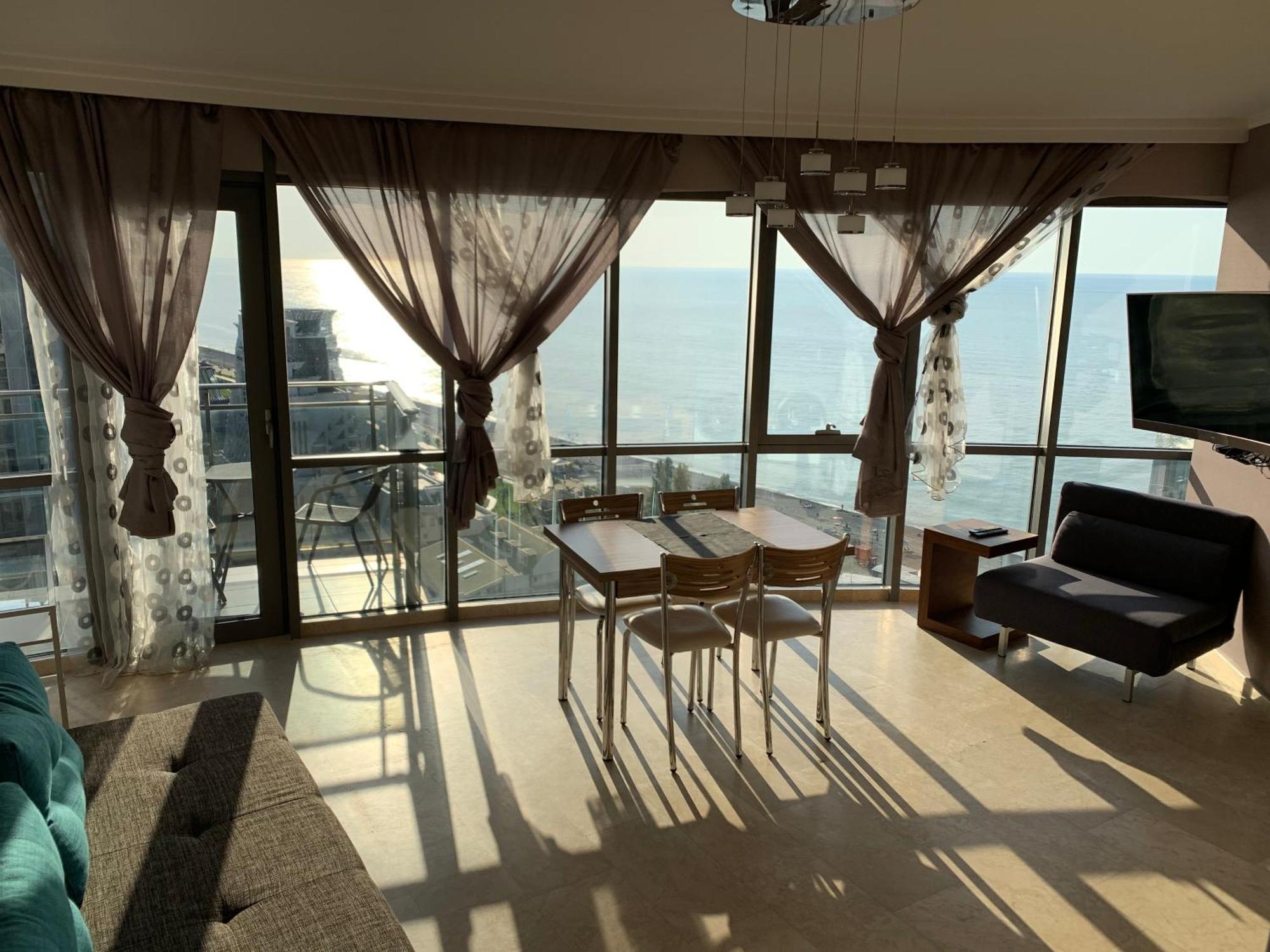 Orbi Sea Towers Batumi Resort Εξωτερικό φωτογραφία